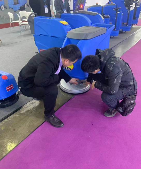通辽小型电动洗地机是否适合用于环卫保洁
