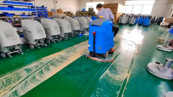 通辽2023年还在用人工的物业保洁不妨试试洗地机吧